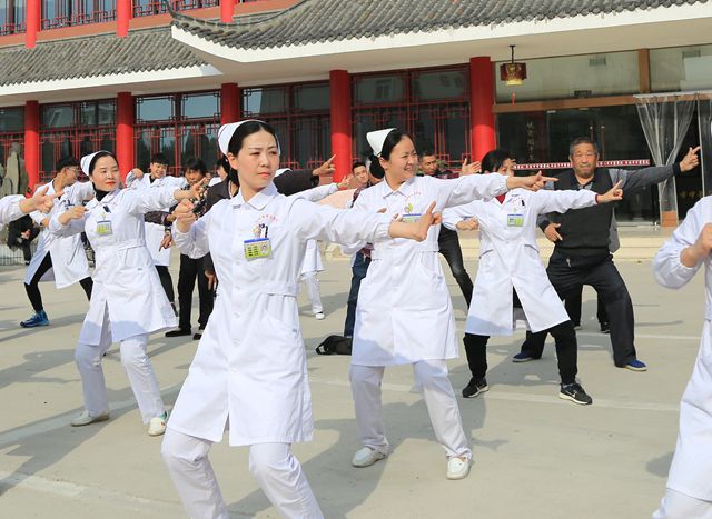 阜陽(yáng)市中醫(yī)醫(yī)院不斷創(chuàng)新醫(yī)養(yǎng)結(jié)合教學(xué)模式，受到患者一致好評(píng)